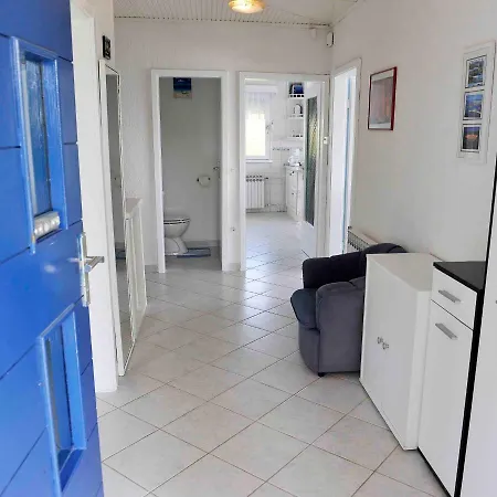 Mare Apartment *