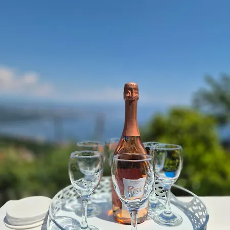Mare With A Magical Sea View *